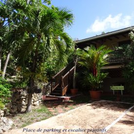 Escalier Et Parking 001